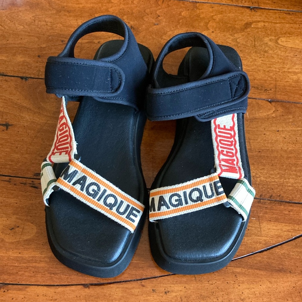 NWOT Antropologie Hotel Magique Sandals size 8